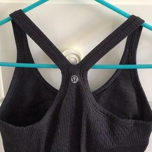 Black lululemon tank